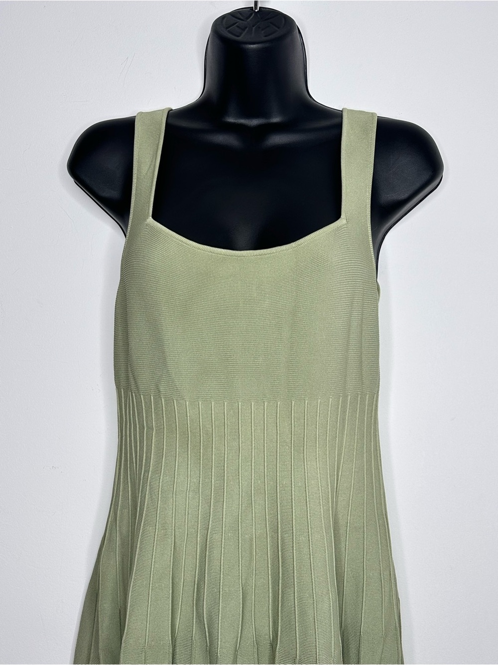 Staud knitted Tie Dye Ellison Pleated pale jade ombré dress size Large - Picture 5 of 10